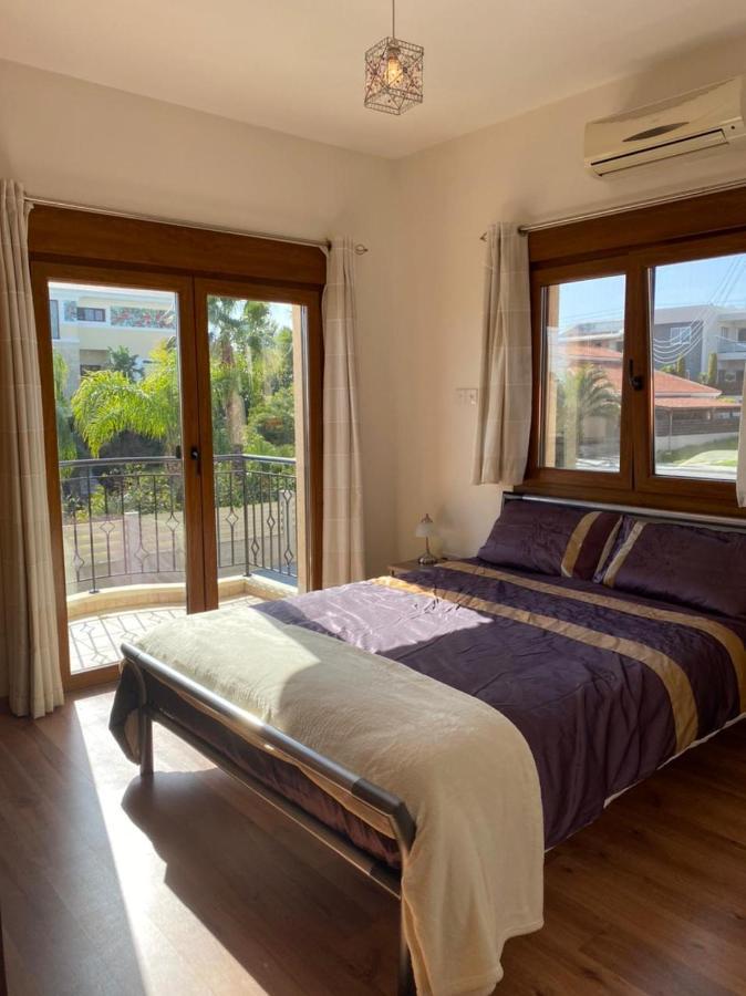 Episkopi Villa, Luxury 4 Bedroom With Pool - Limasol Buitenkant foto